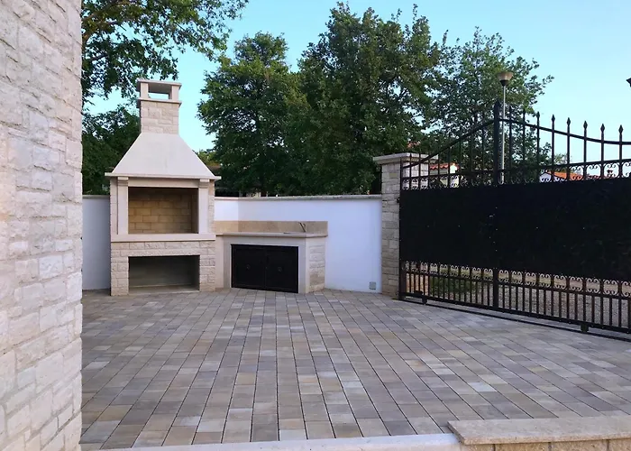 Bavaria 펜션 포레치